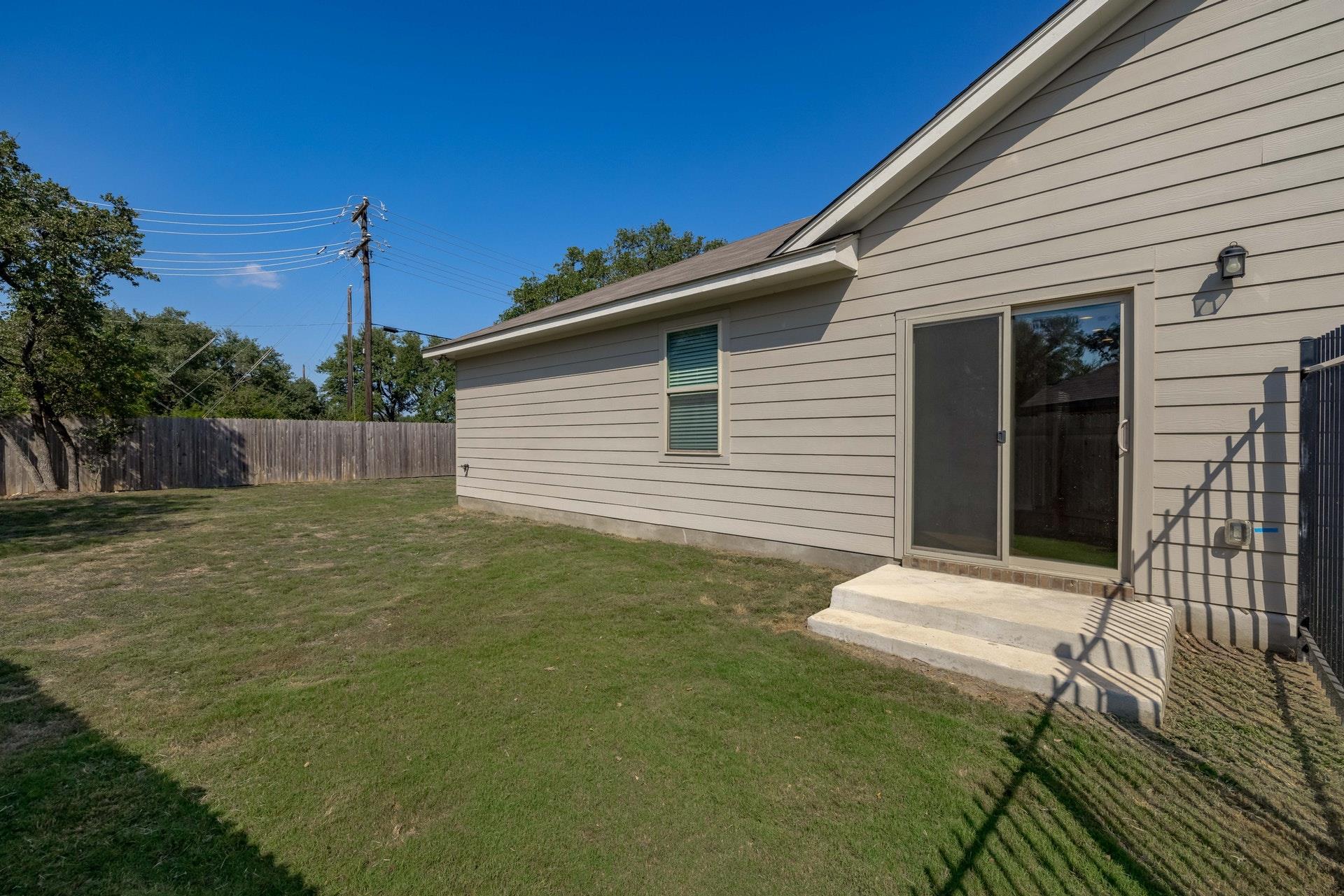 429 Cinnamon Teal Ln, Leander, TX 78641