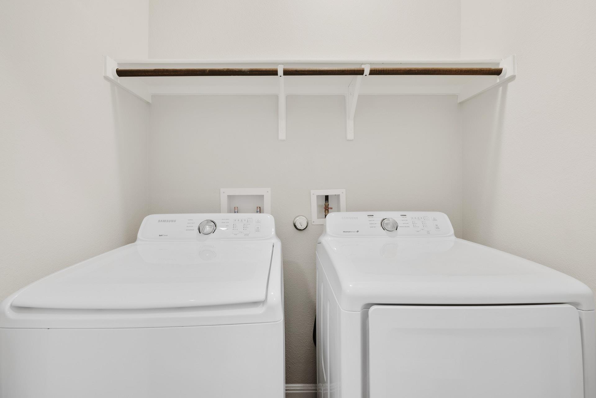 429 Cinnamon Teal Ln, Leander, TX 78641