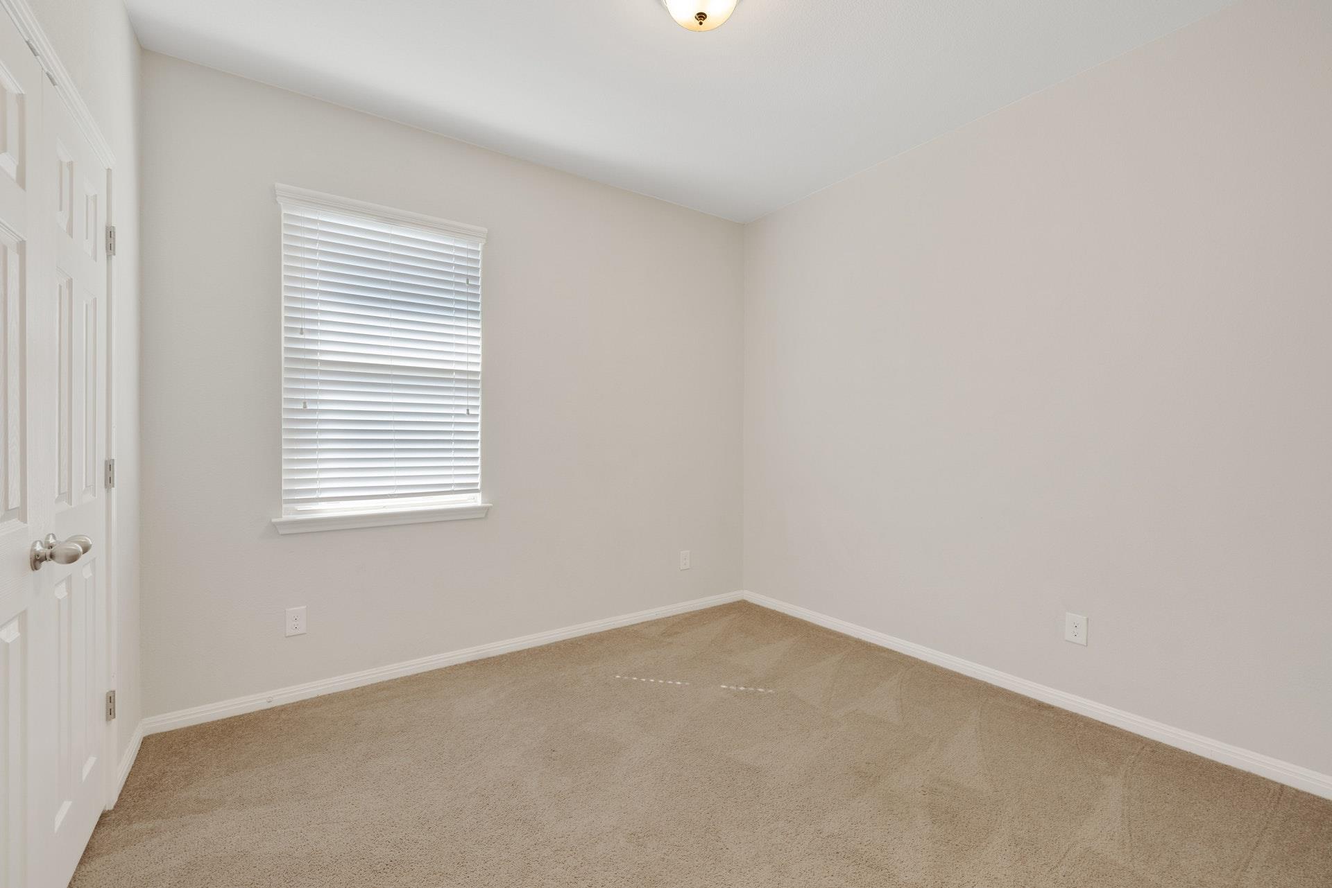 429 Cinnamon Teal Ln, Leander, TX 78641