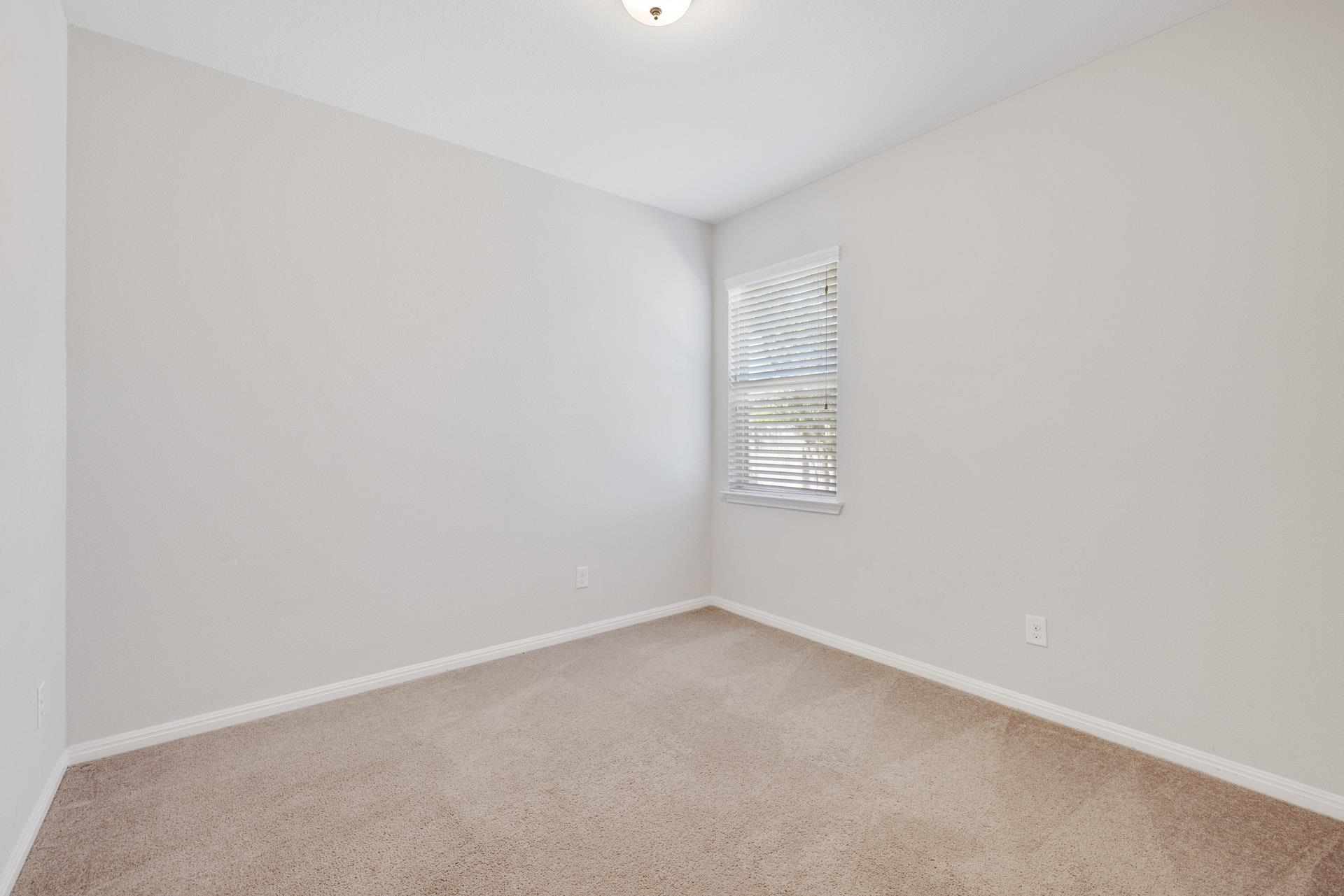 429 Cinnamon Teal Ln, Leander, TX 78641