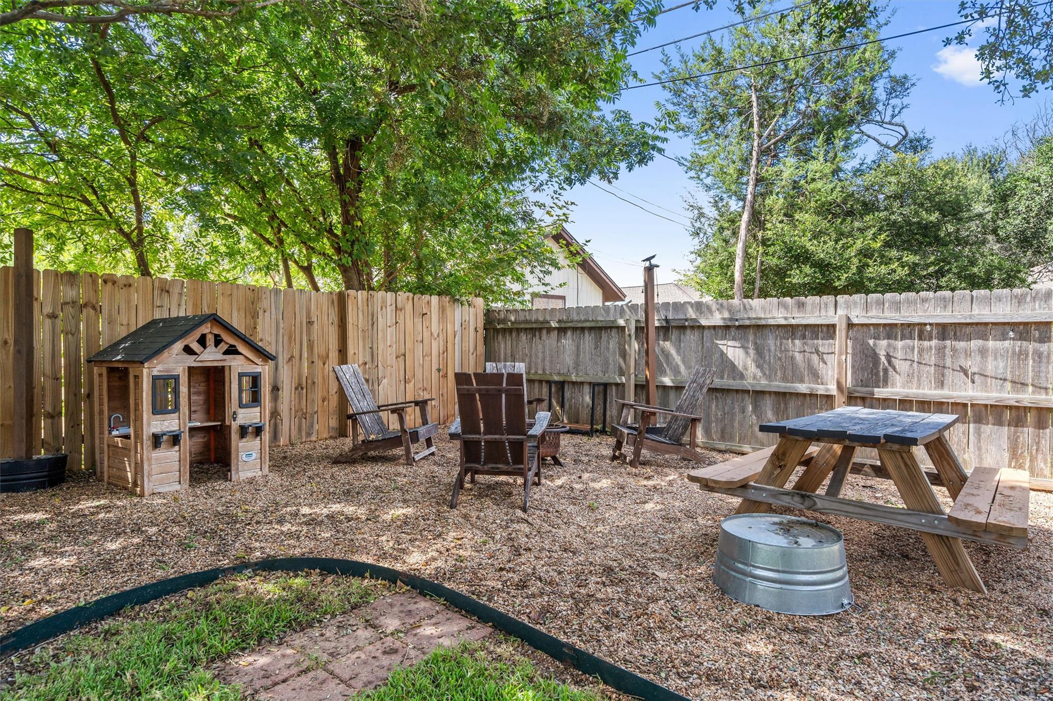 1602 Rock Creek Dr, Round Rock, TX 78681