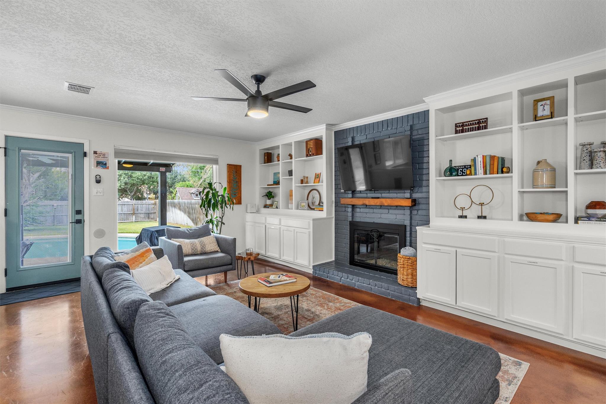 1602 Rock Creek Dr, Round Rock, TX 78681