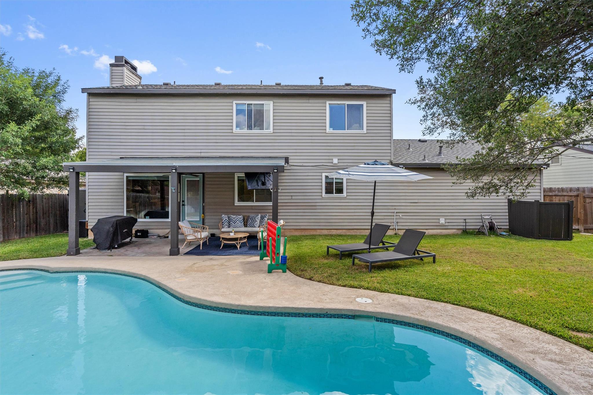 1602 Rock Creek Dr, Round Rock, TX 78681