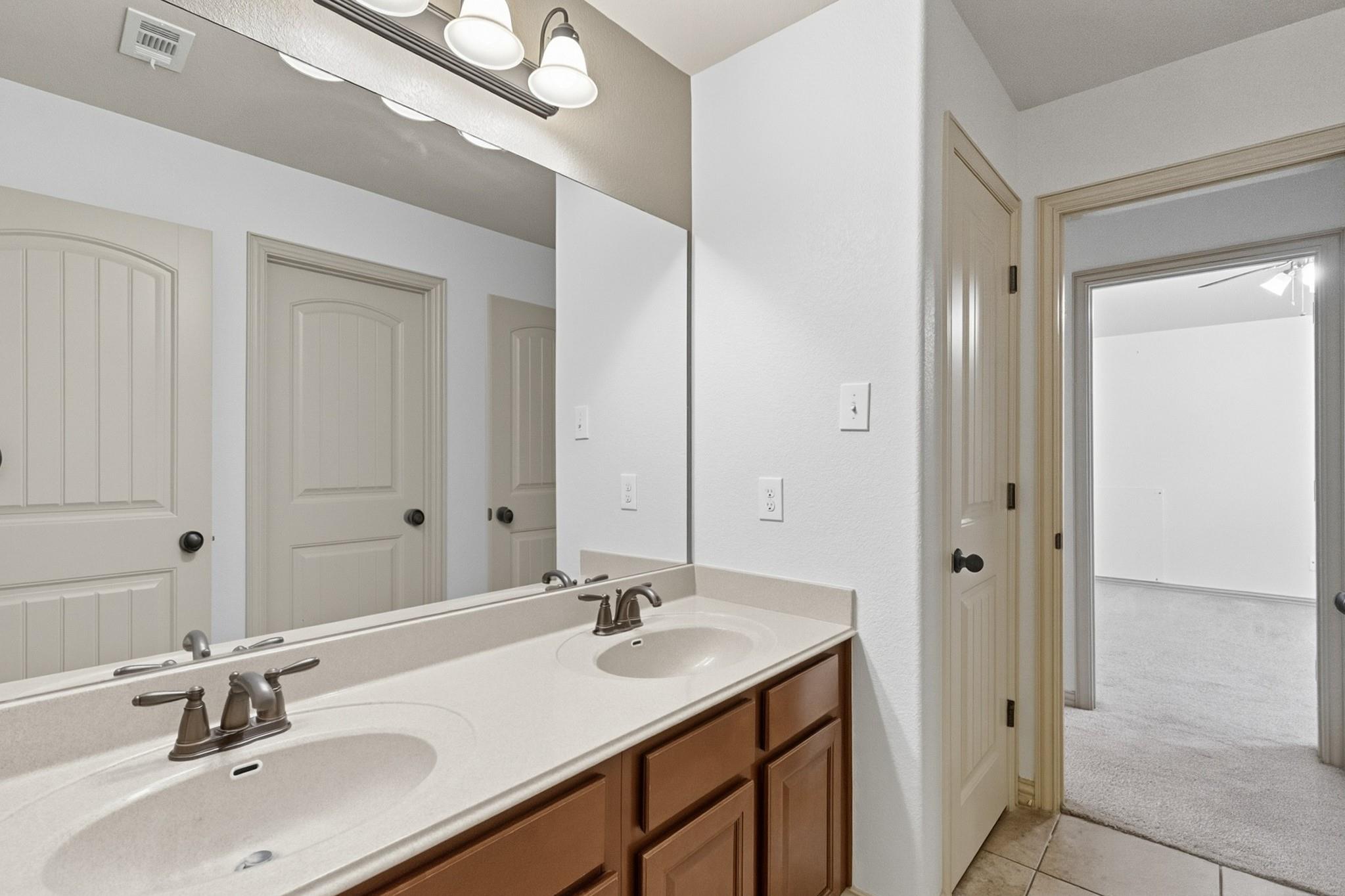 2409 Pauma Valley Way, Pflugerville, TX 78660