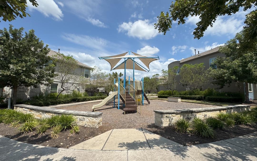 7502 Wolverine St, Austin, TX 78757