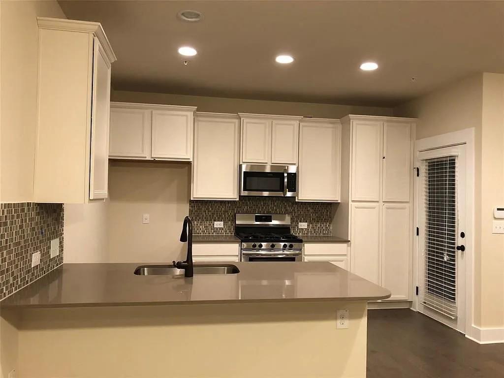 7502 Wolverine St, Austin, TX 78757