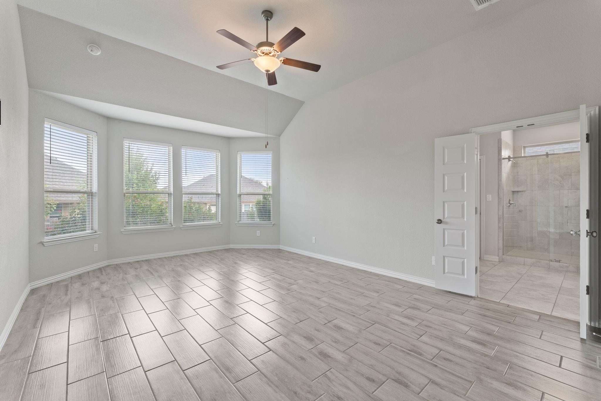 225 Red Granite Dr, Dripping Springs, TX 78620