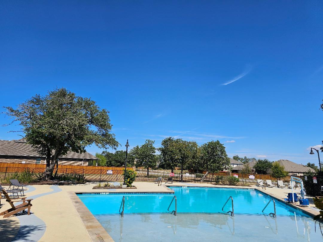 225 Red Granite Dr, Dripping Springs, TX 78620