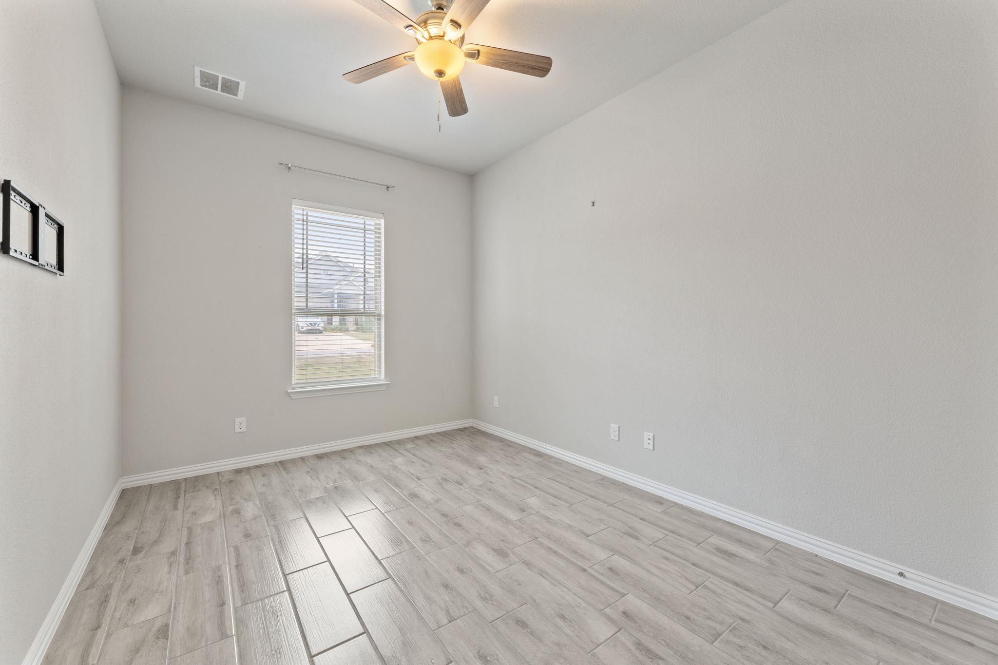 225 Red Granite Dr, Dripping Springs, TX 78620