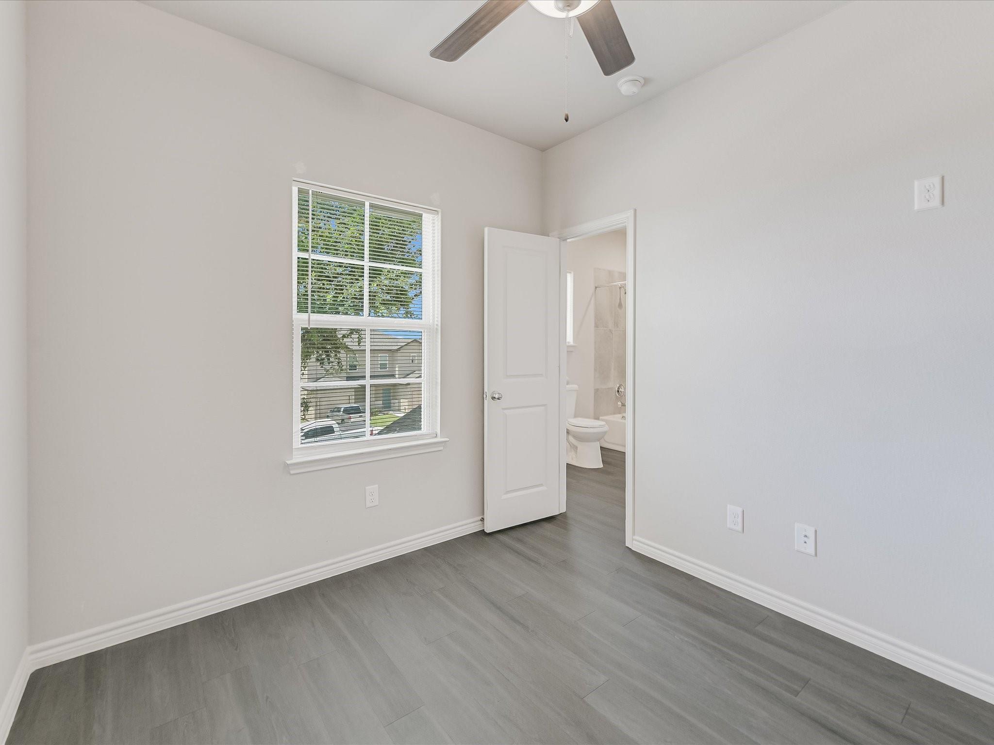 201 Peruna Dr, Marble Falls, TX 78654