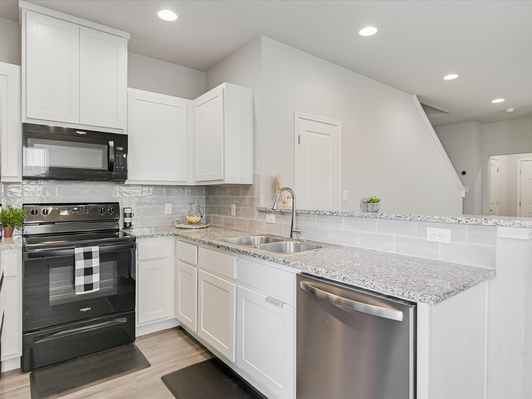 201 Peruna Dr, Marble Falls, TX 78654