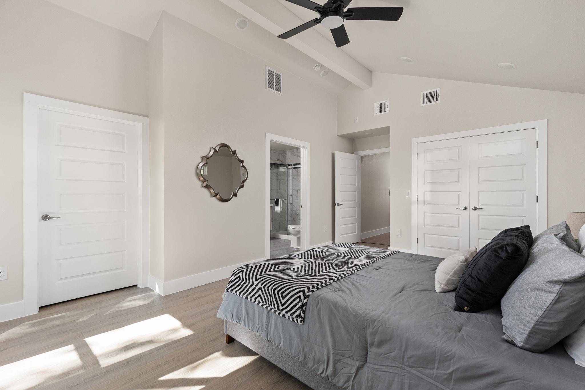 10101 Woodhaven Dr, Austin, TX 78753