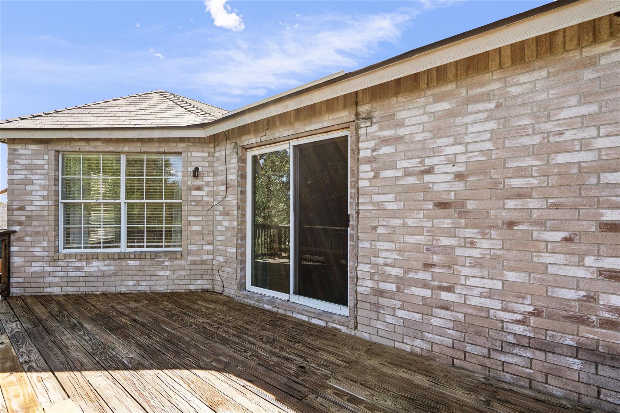 2720 High Point Dr, Round Rock, TX 78664