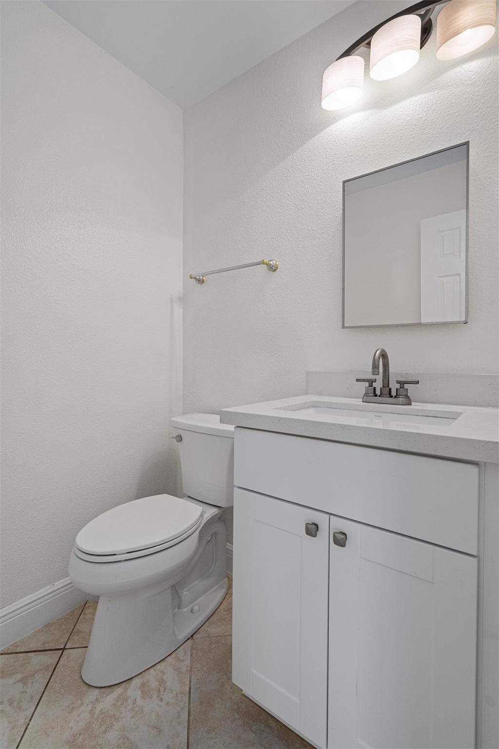 2720 High Point Dr, Round Rock, TX 78664