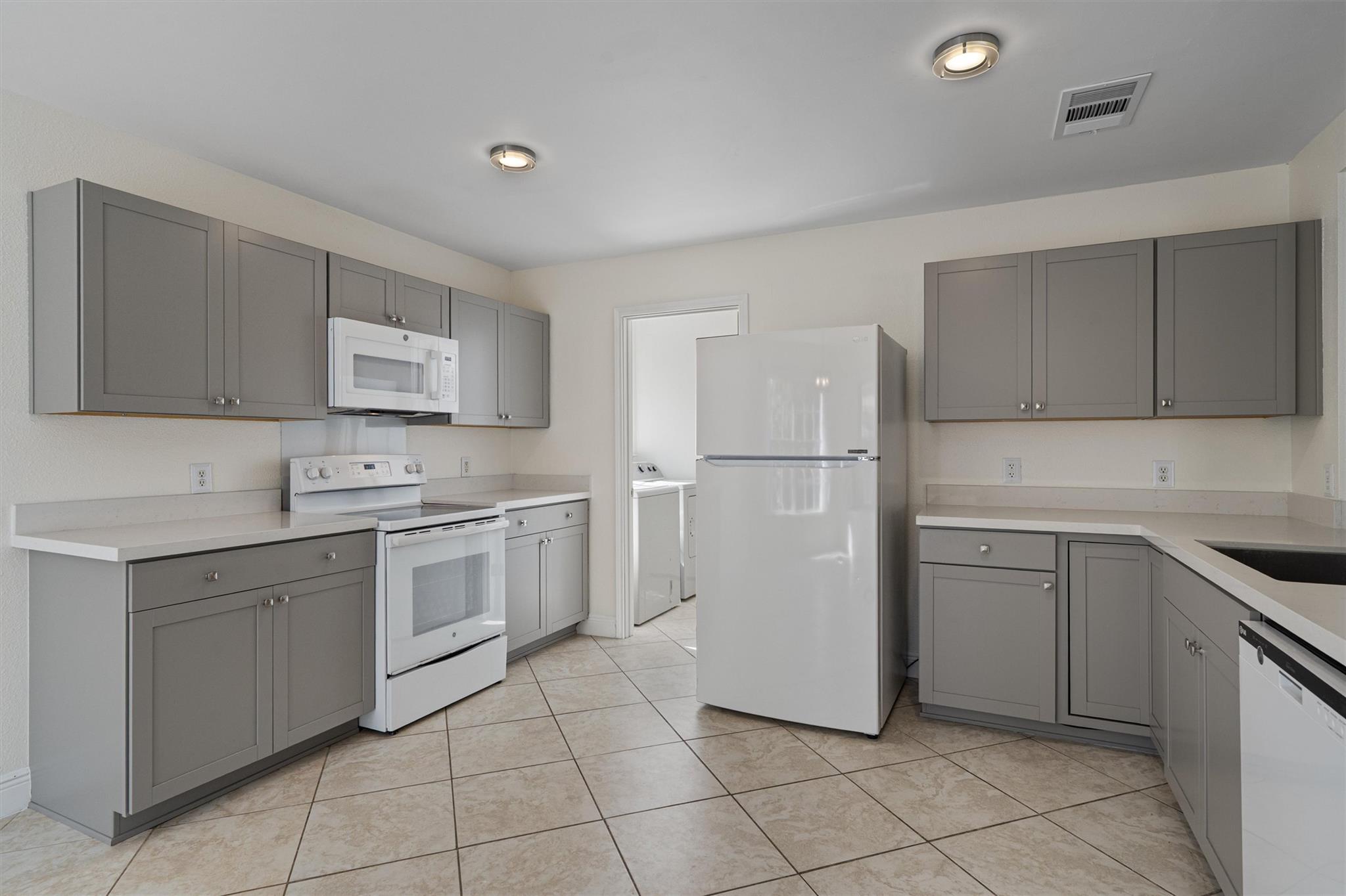 2720 High Point Dr, Round Rock, TX 78664