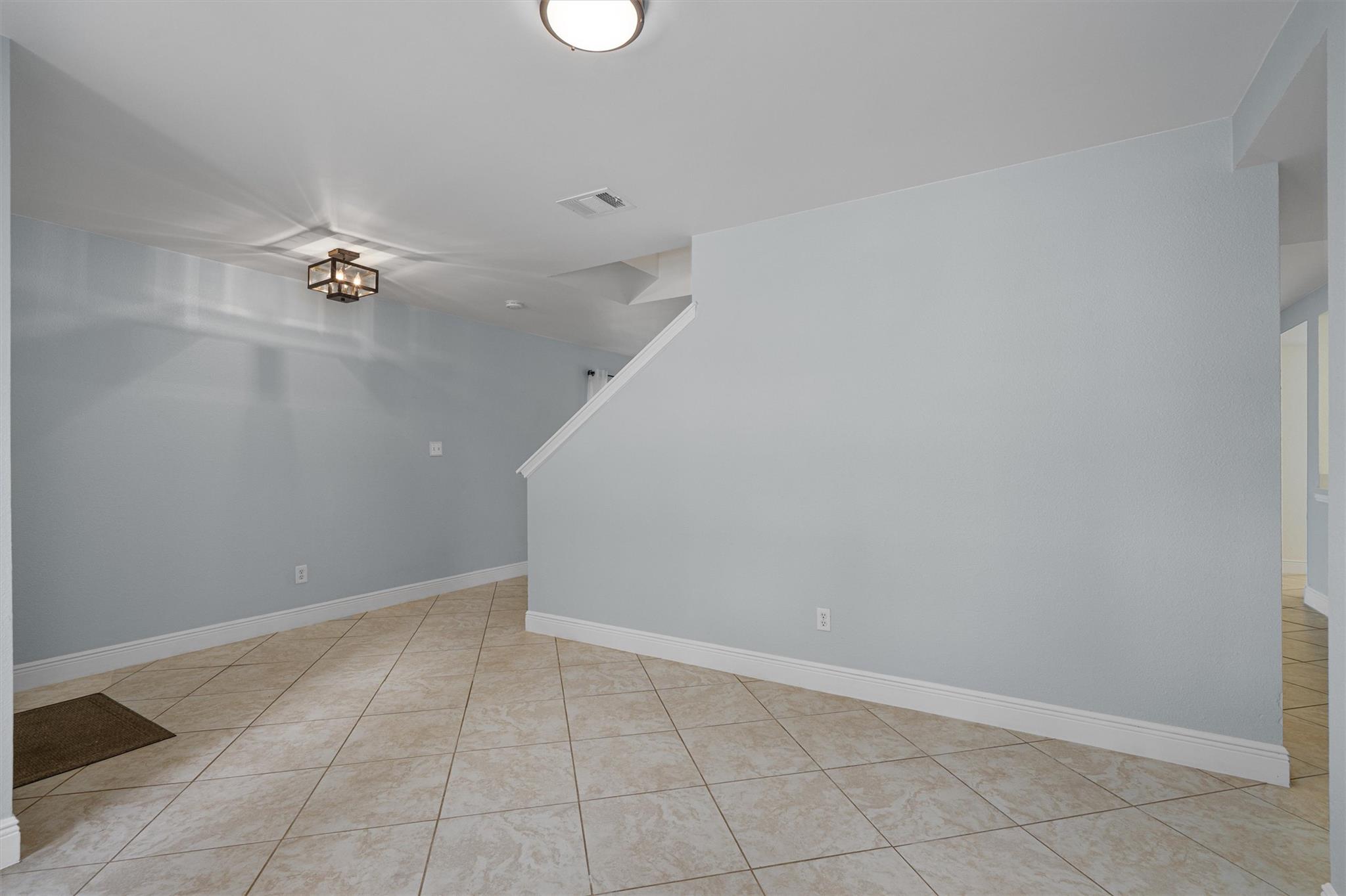 2720 High Point Dr, Round Rock, TX 78664