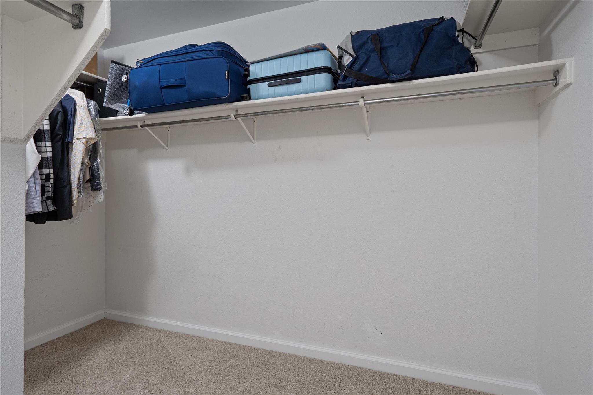 2720 High Point Dr, Round Rock, TX 78664