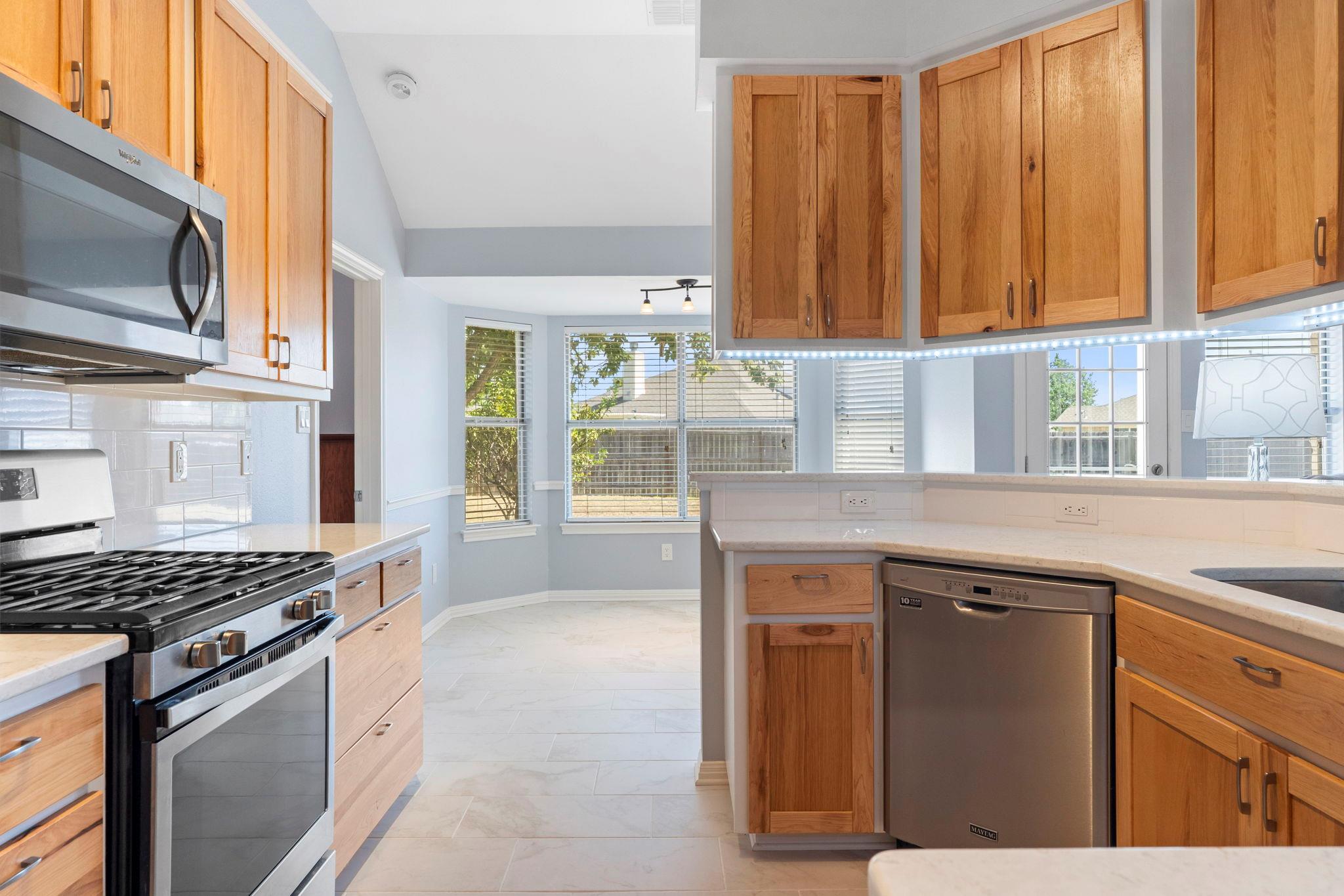 1406 WILLOW CREEK Dr, Leander, TX 78641