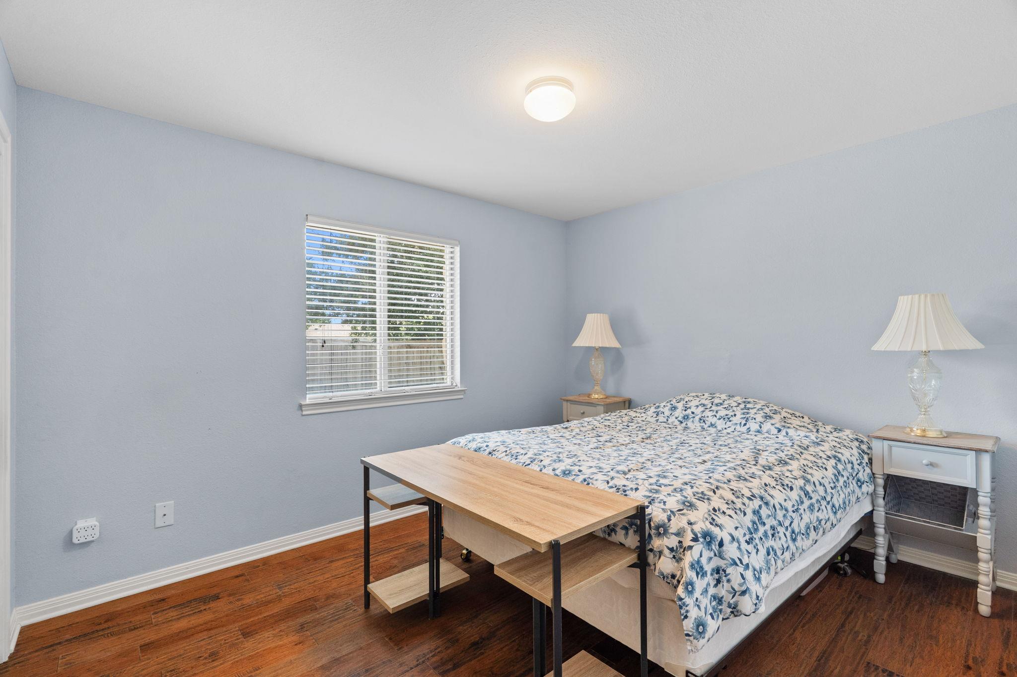 1406 WILLOW CREEK Dr, Leander, TX 78641