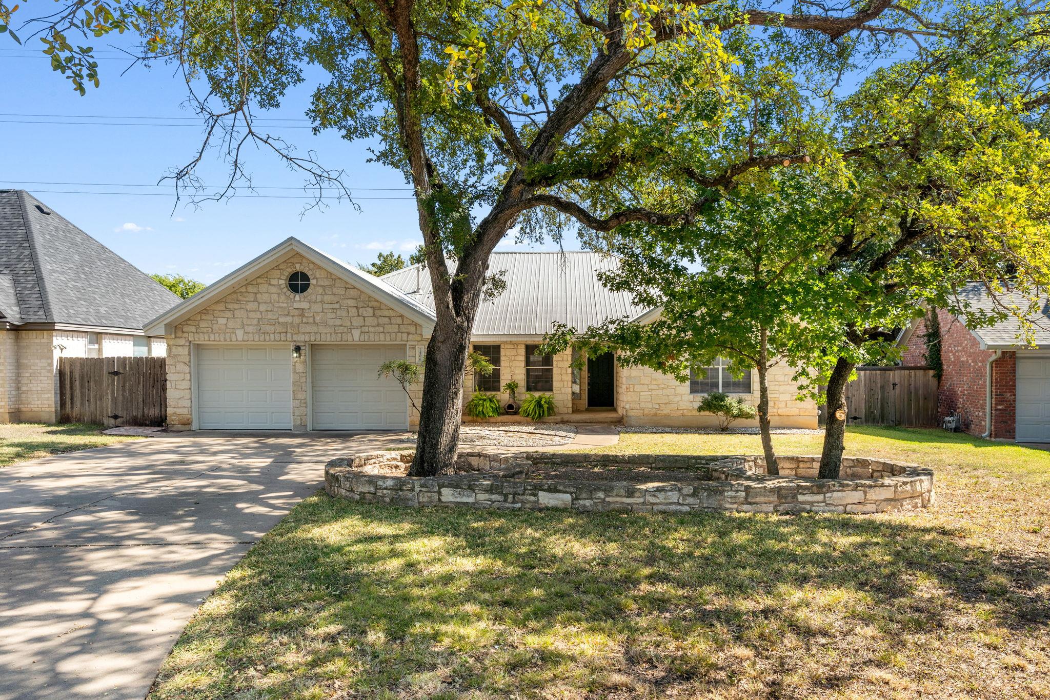 1406 WILLOW CREEK Dr, Leander, TX 78641