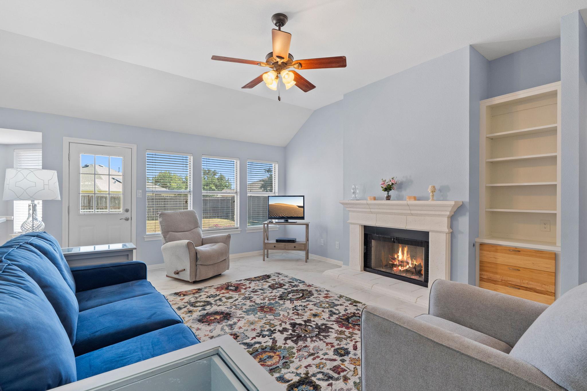 1406 WILLOW CREEK Dr, Leander, TX 78641