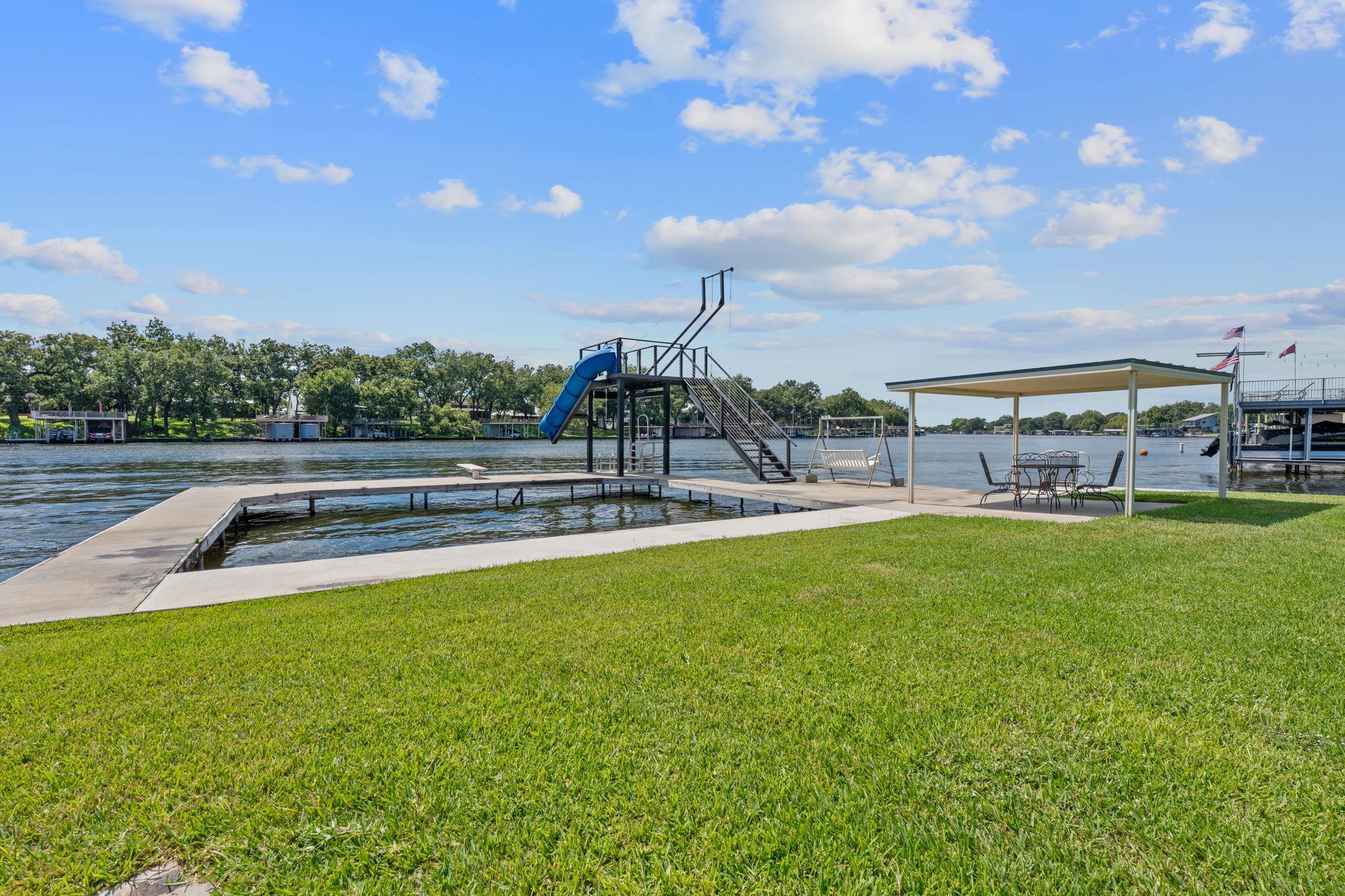 1940 Williams Lakeshore Dr, Kingsland, TX 78639