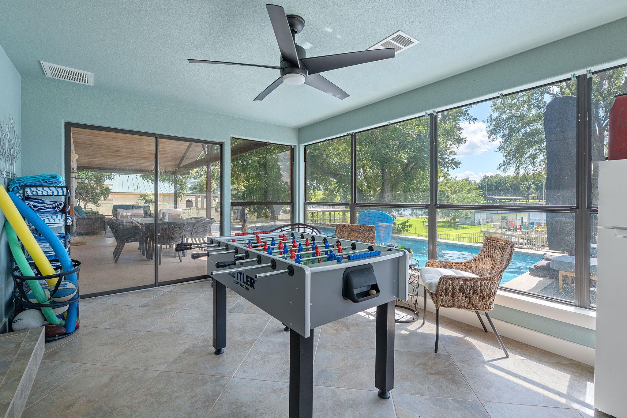 1940 Williams Lakeshore Dr, Kingsland, TX 78639