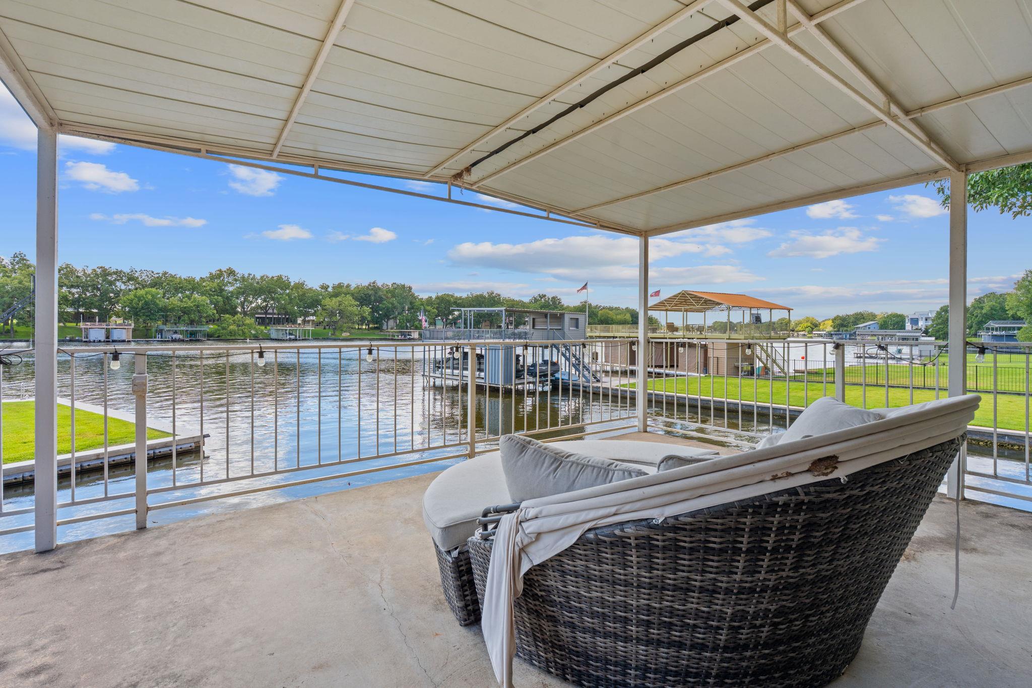 1940 Williams Lakeshore Dr, Kingsland, TX 78639