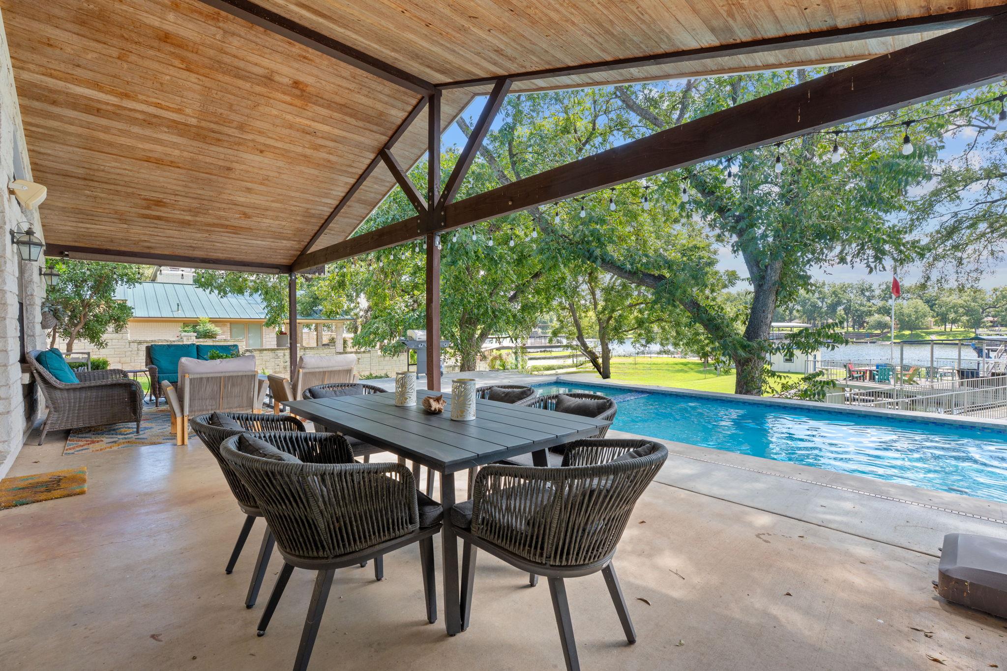 1940 Williams Lakeshore Dr, Kingsland, TX 78639