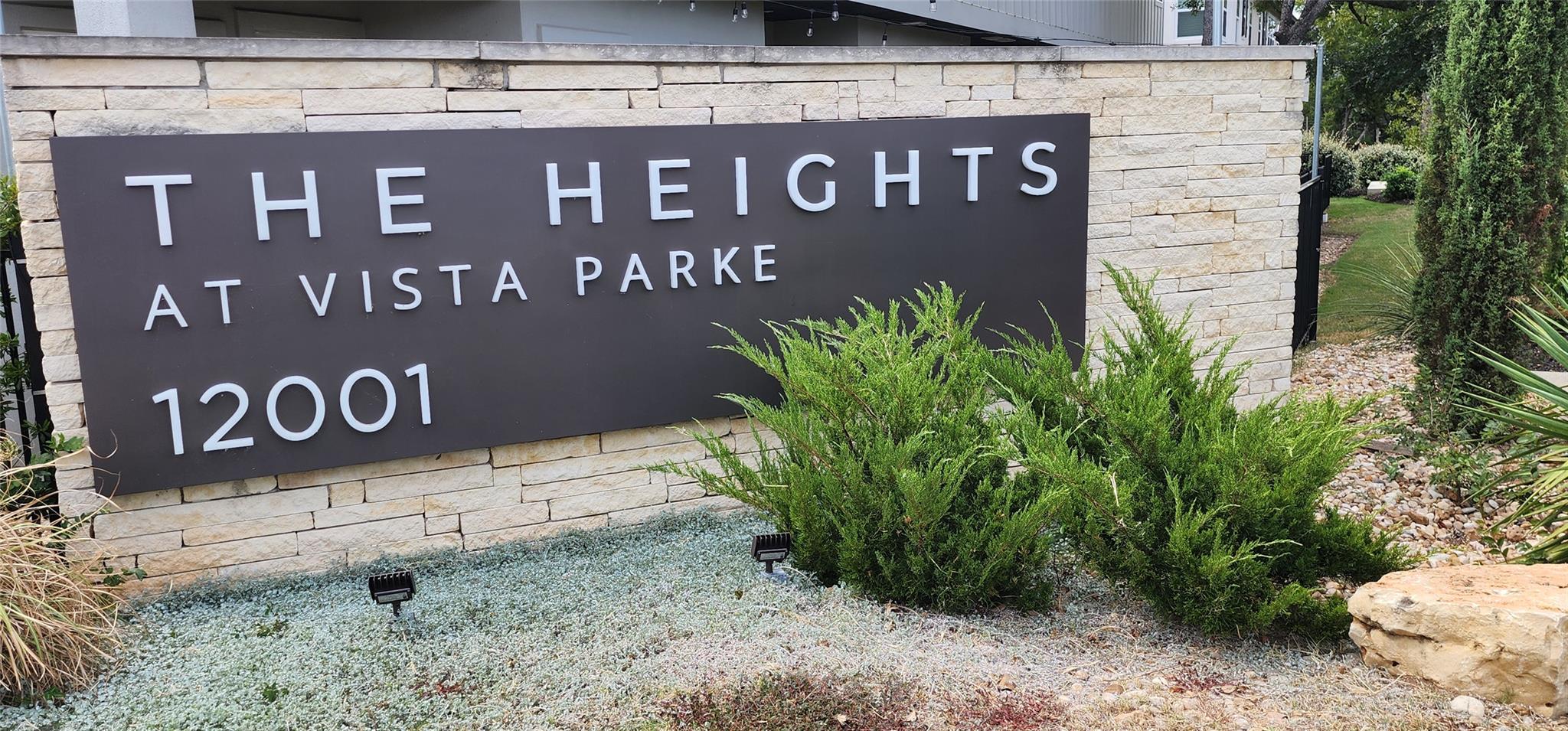 12001 Vista Parke Dr # 102, Austin, TX 78726