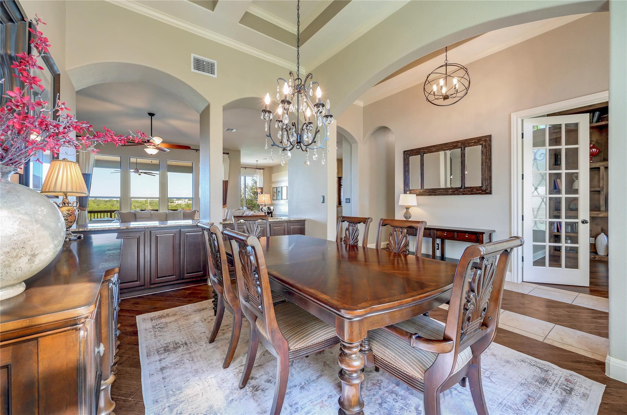 140 Hawthorne Loop, Driftwood, TX 78619