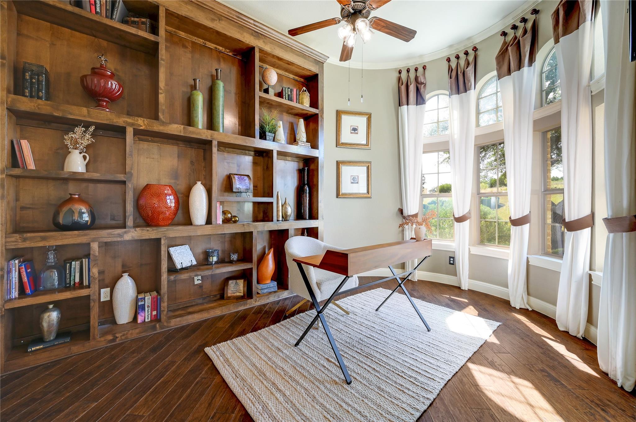 140 Hawthorne Loop, Driftwood, TX 78619