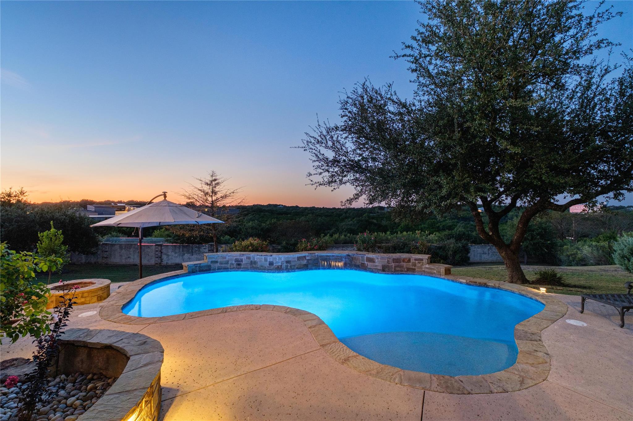 140 Hawthorne Loop, Driftwood, TX 78619