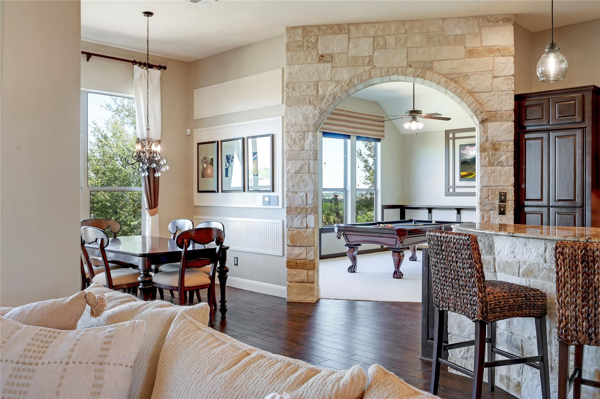 140 Hawthorne Loop, Driftwood, TX 78619