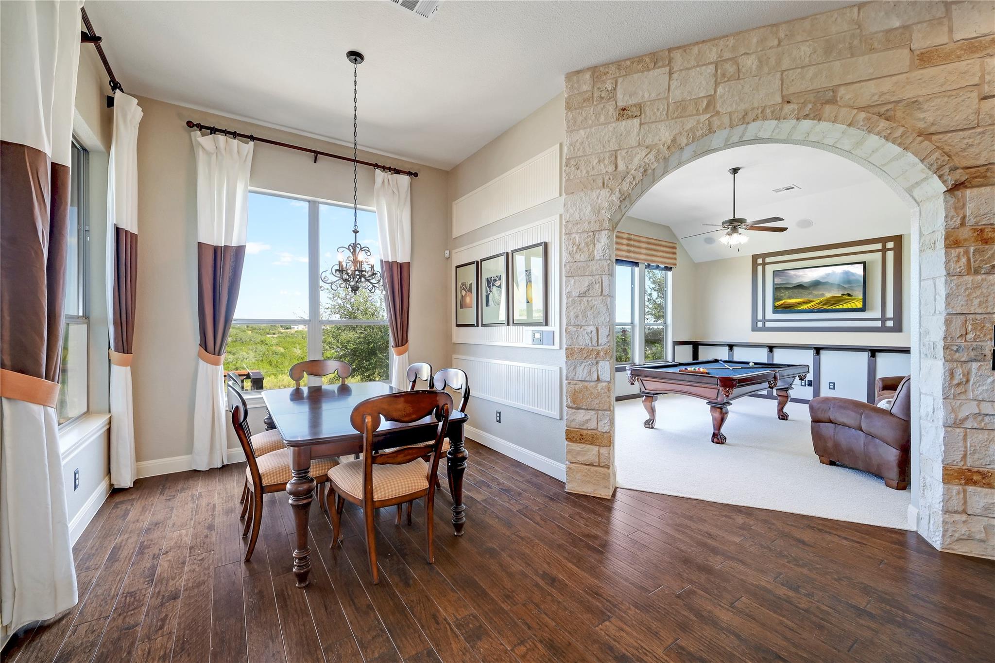 140 Hawthorne Loop, Driftwood, TX 78619