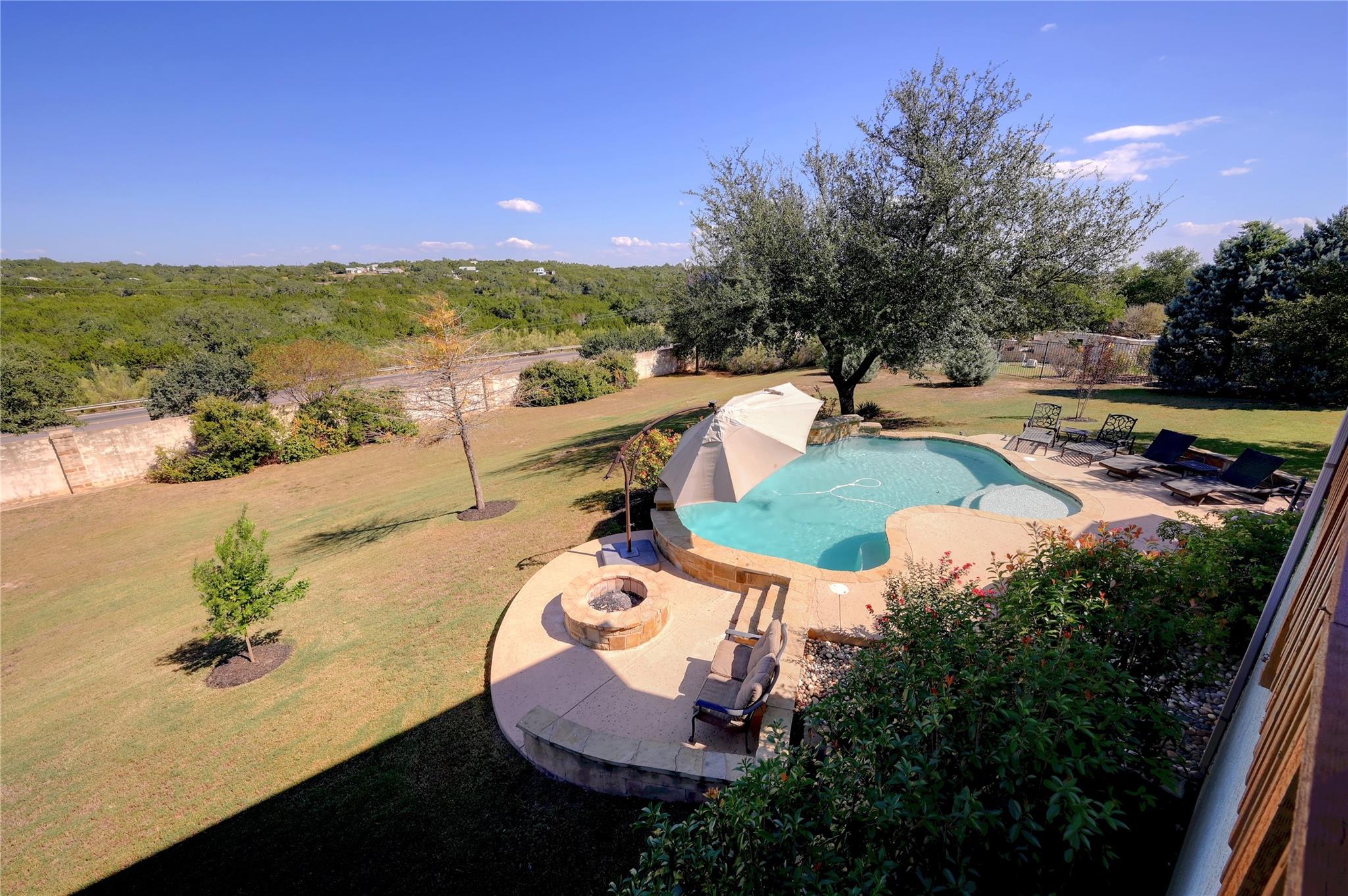 140 Hawthorne Loop, Driftwood, TX 78619