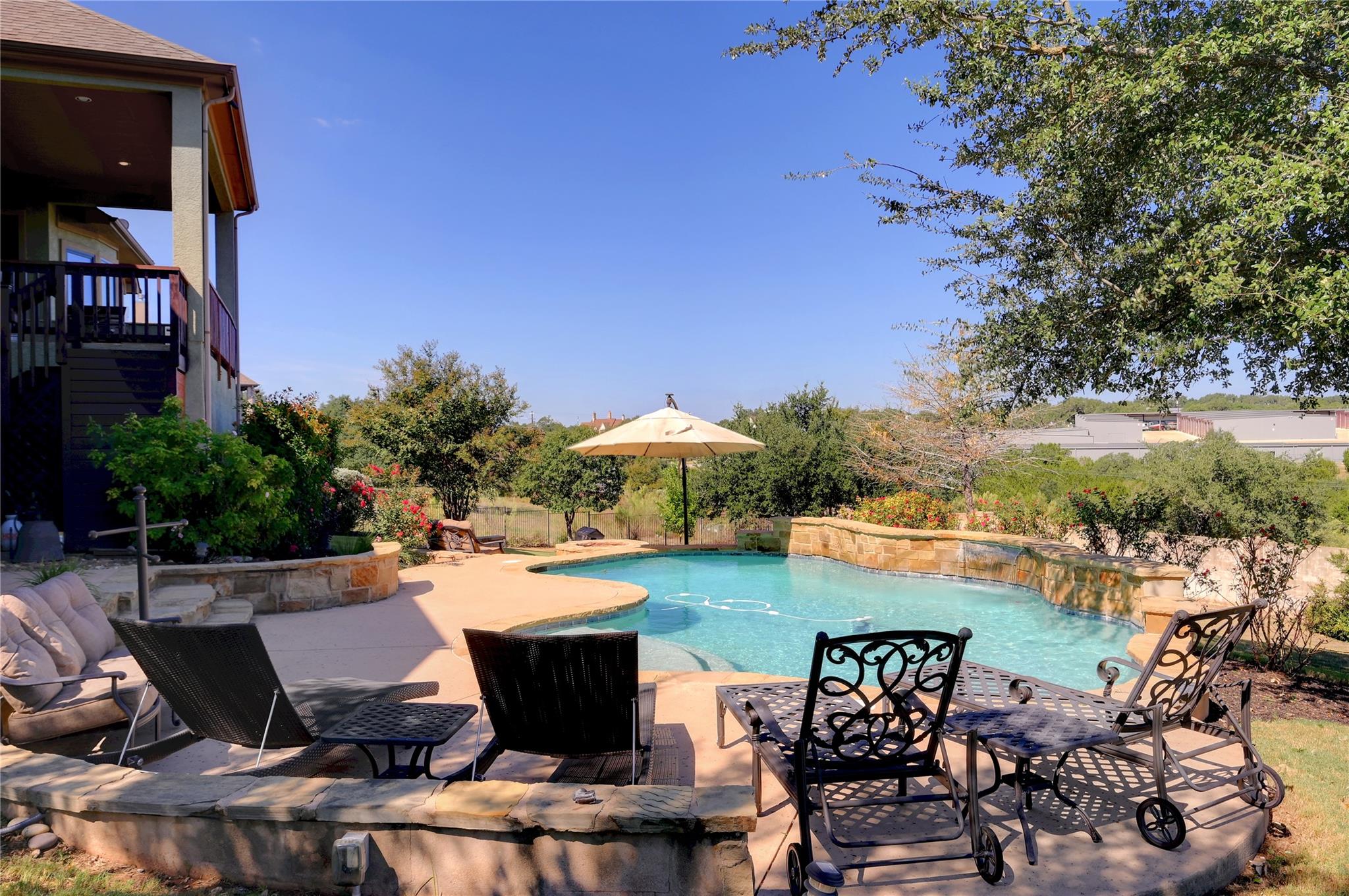 140 Hawthorne Loop, Driftwood, TX 78619