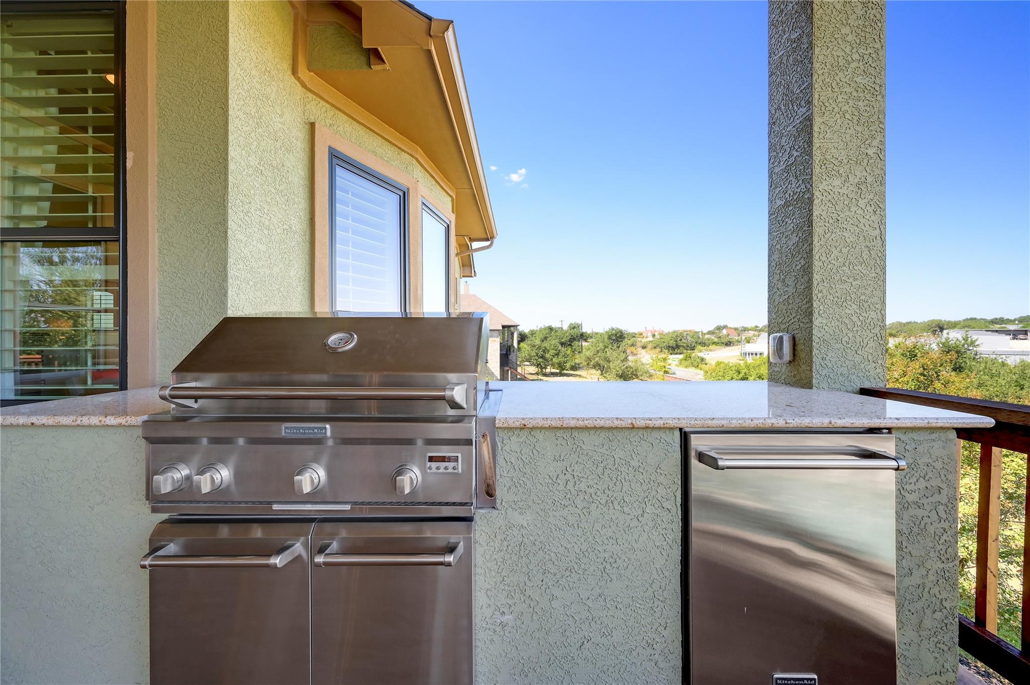 140 Hawthorne Loop, Driftwood, TX 78619