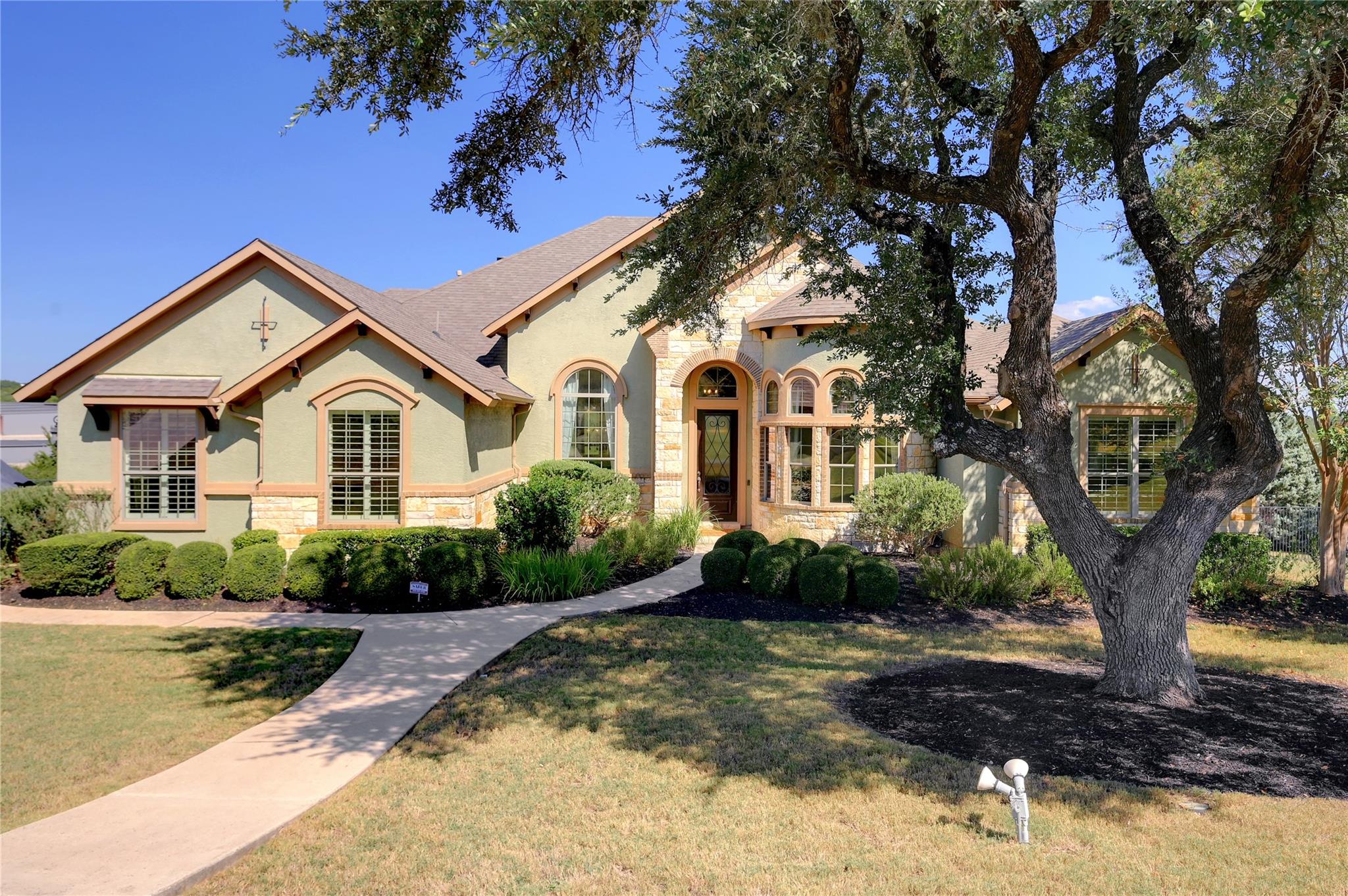 140 Hawthorne Loop, Driftwood, TX 78619