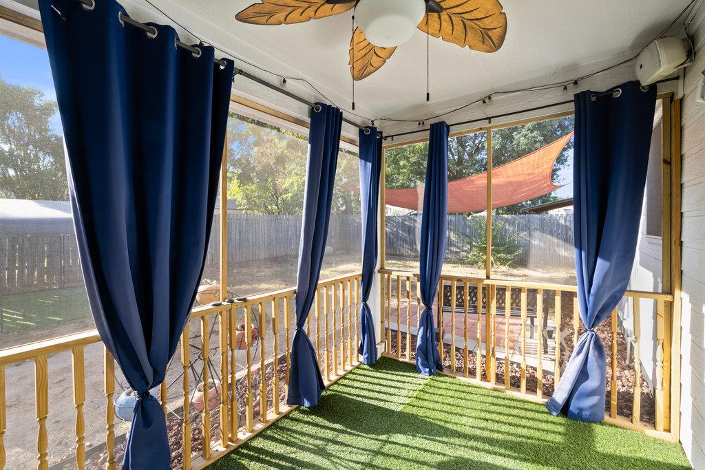 222 Bryant Dr, Bastrop, TX 78602