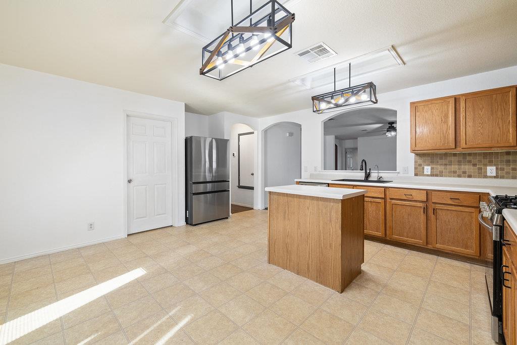 222 Bryant Dr, Bastrop, TX 78602