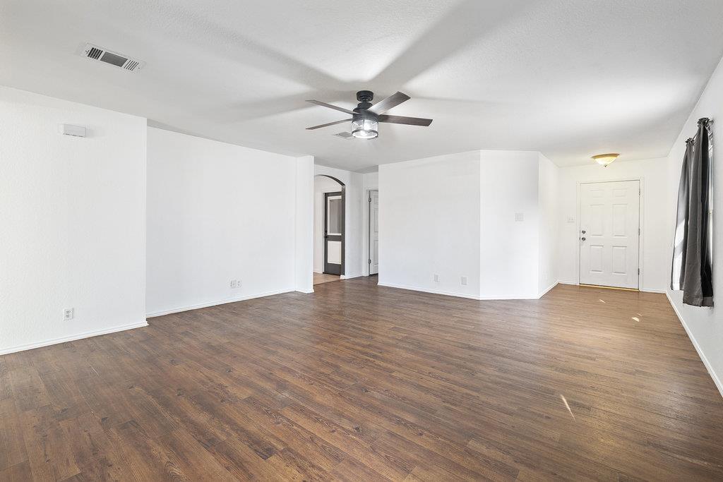 222 Bryant Dr, Bastrop, TX 78602