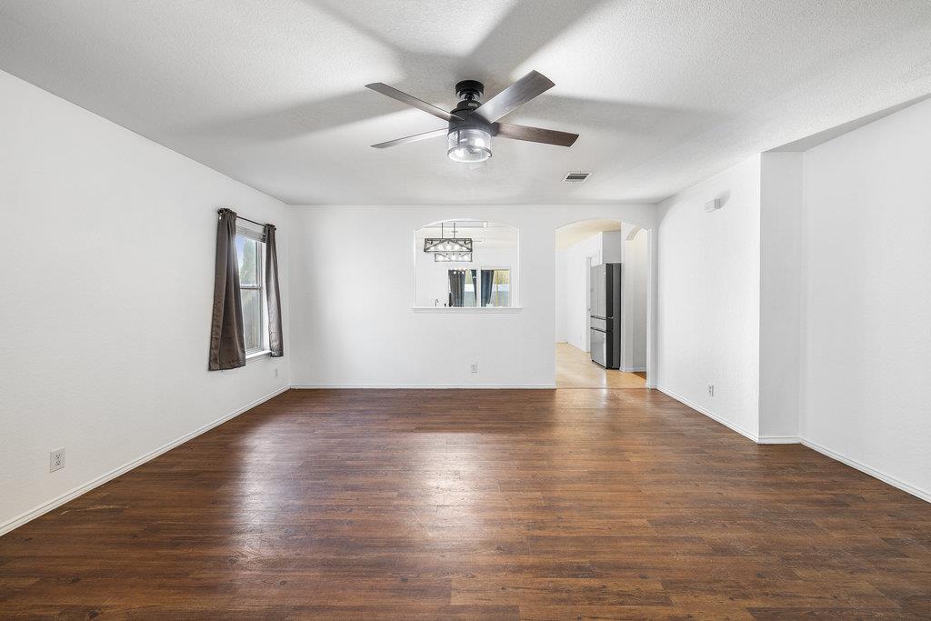 222 Bryant Dr, Bastrop, TX 78602