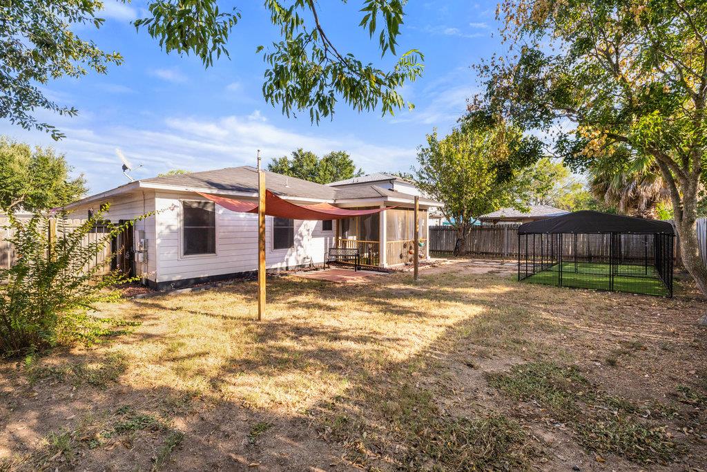 222 Bryant Dr, Bastrop, TX 78602