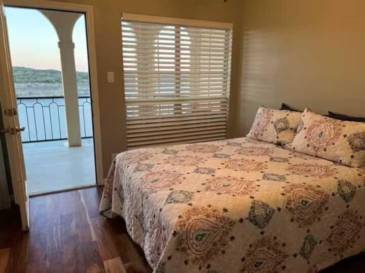 3404 American Dr # 2216, Lago Vista, TX 78645