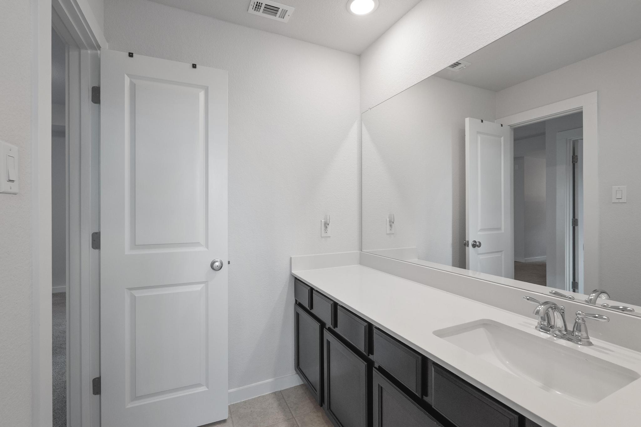 8215 Prairie Rye Dr, Lago Vista, TX 78645