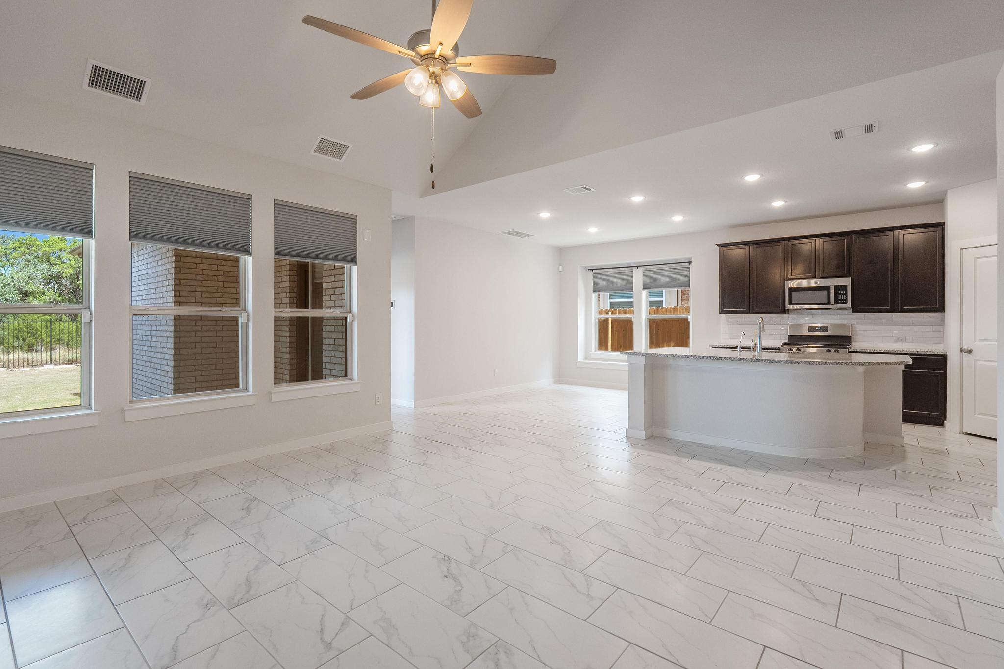 8215 Prairie Rye Dr, Lago Vista, TX 78645