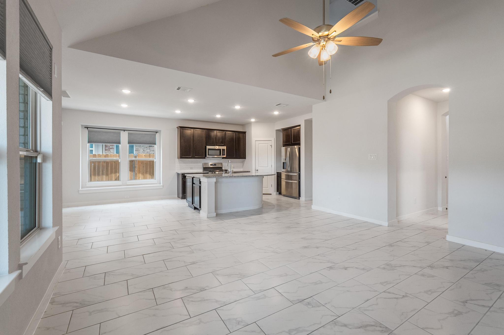 8215 Prairie Rye Dr, Lago Vista, TX 78645