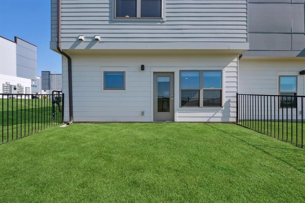 10350 Blue Bluff Rd # 19105, Austin, TX 78724