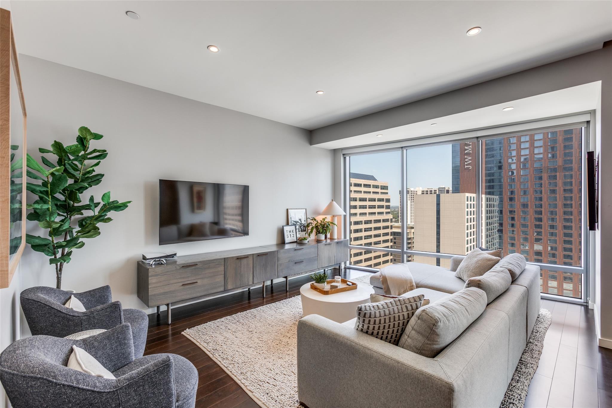 200 Congress Ave # 23B, Austin, TX 78701